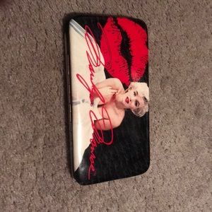 Marilyn Monroe wallet